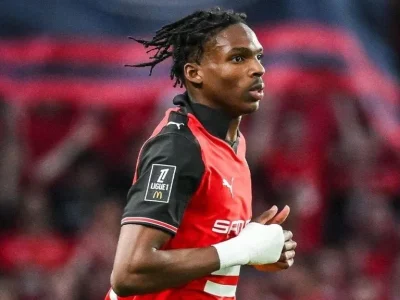 Liverpool gây sốc: Chốt bom tấn 60 triệu bảng, tân binh Pháp sẽ thay thế Van Dijk?