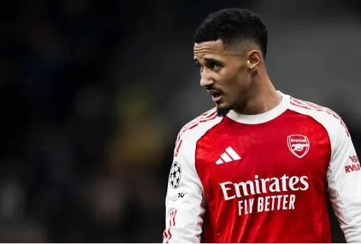 Mikel Arteta nhận định về William Saliba. Mikel Arteta nhan dinh ve William Saliba.