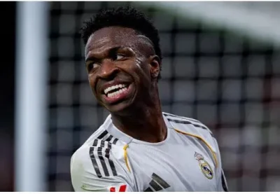 BOM TẤN: MU SẴN SÀNG RÚT VÍ MUA SIÊU SAO REAL MADRID NẾU CARRIK LÊN NGÔI 1