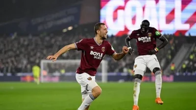 MU 'thoát chết' ngoạn mục phút 90+6, nhưng vẫn nối dài chuỗi ác mộng trước West Ham 1